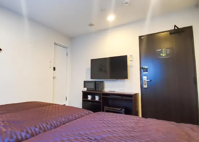Hotel Livemax Yokohama Stadium Mae